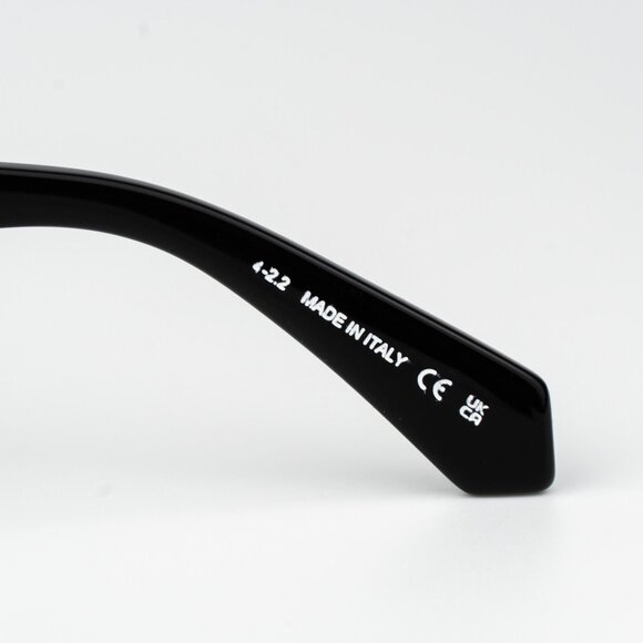 Off-White JOAN Sunglasses – Black Cat Eye Frame | Model OERI041 1007 - Picture 9 of 13